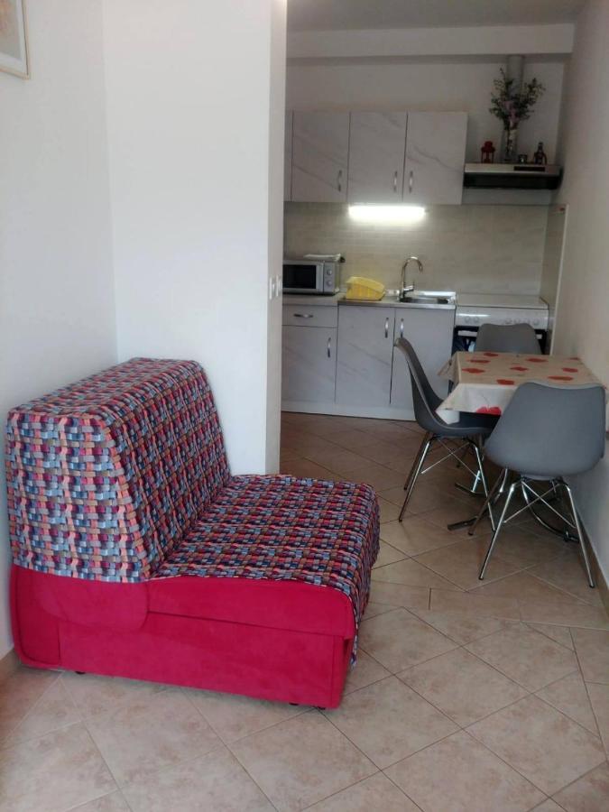 Apartments With A Parking Space Kornic, Krk - 5306 Екстериор снимка